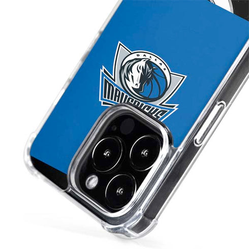 NBA Dallas Mavericks Distressed iPhone 15 Pro Max MagSafe Case